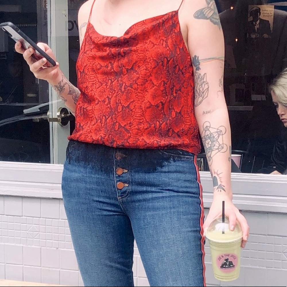 Alice+ Olivia snakeprint red Harmon tank